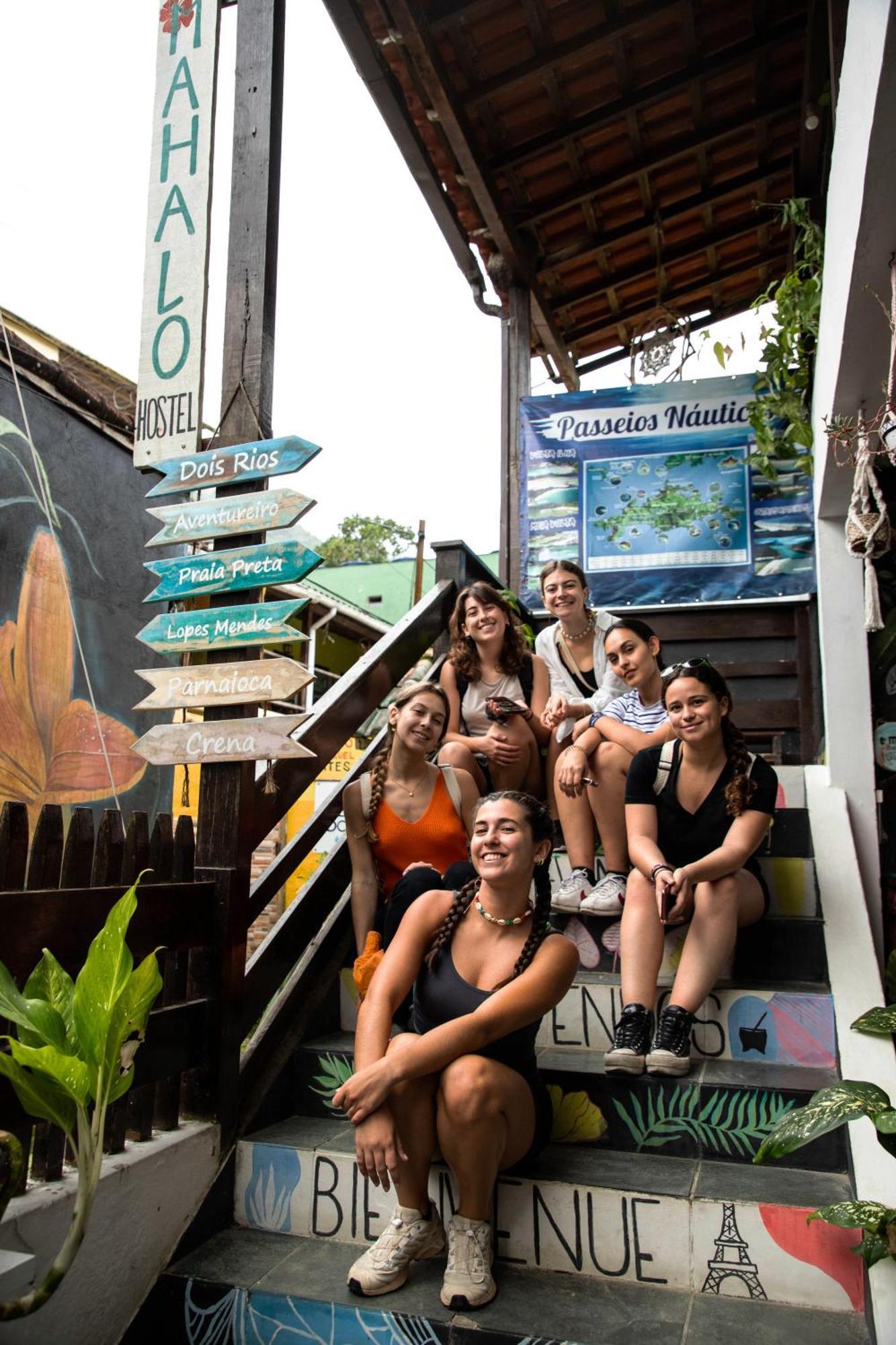 Mahalo Hostel Abraão Exteriér fotografie